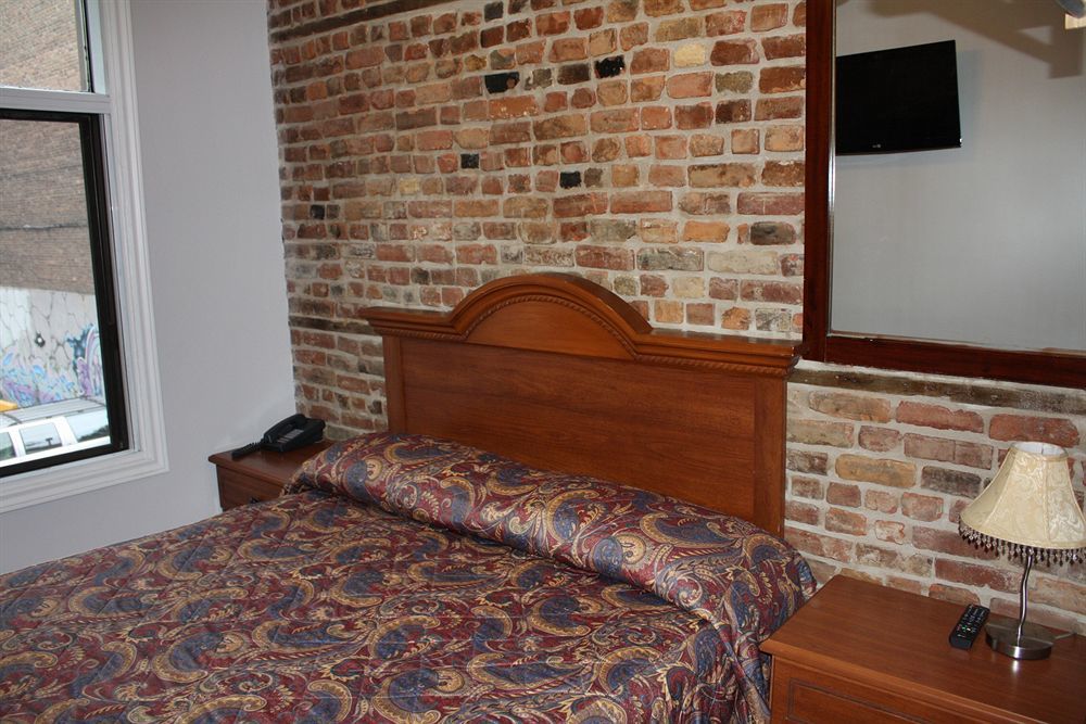 M Auberge de jeunesse Montréal